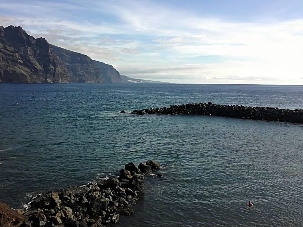 Imagen de una zona de baño en Punta de Teno, en Tenerife (Islas Canarias, España)