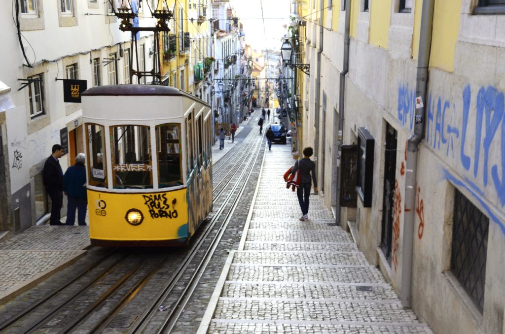 Tranvía en Lisboa.