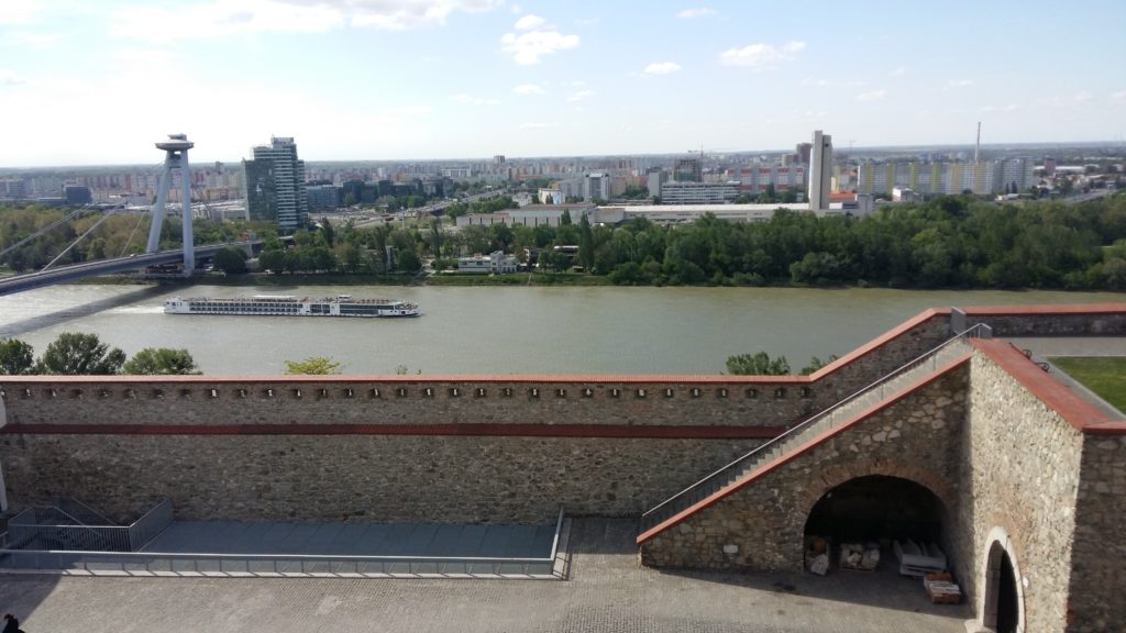 El río Danubio y Bratislava, capital de Eslovaquia. Autor: soloqueremosviajar.com