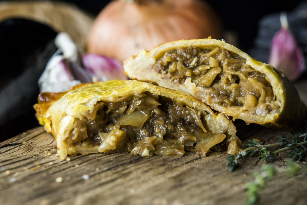 Empanada de Baba Ganoush de Levadura Madre Organic Bakery