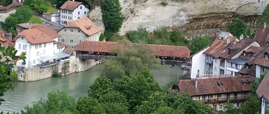 Friburgo en un día: la ciudad suiza de los puentes colgantes 1 Puente de Berna (Friburgo, Suiza). Autor: Manuel Marzo/Solo Queremos Viajar