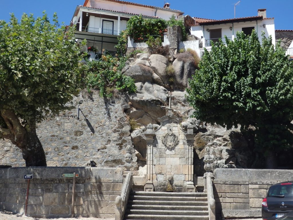 Fuente de Castelo Novo (Portugal). Autor: Héctor González/Solo Queremos Viajar.