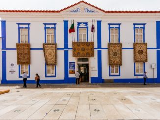 6 destinos del Alentejo portugués para soñar 1 Ayuntamiento de Arraiolos y plaza Principal, Alentejo,