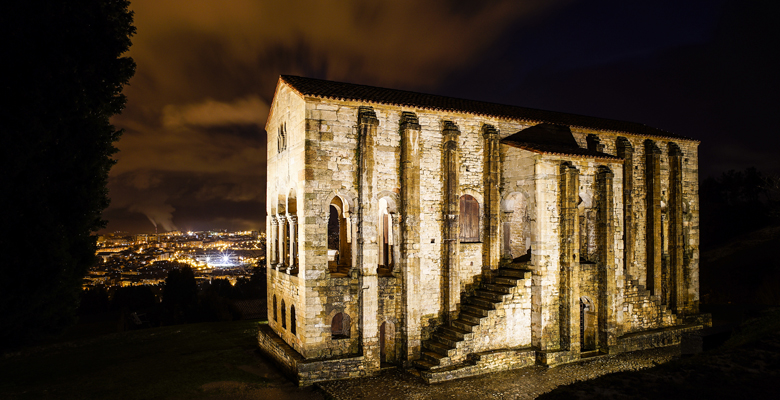 Santa María del Naranco (Oviedo)