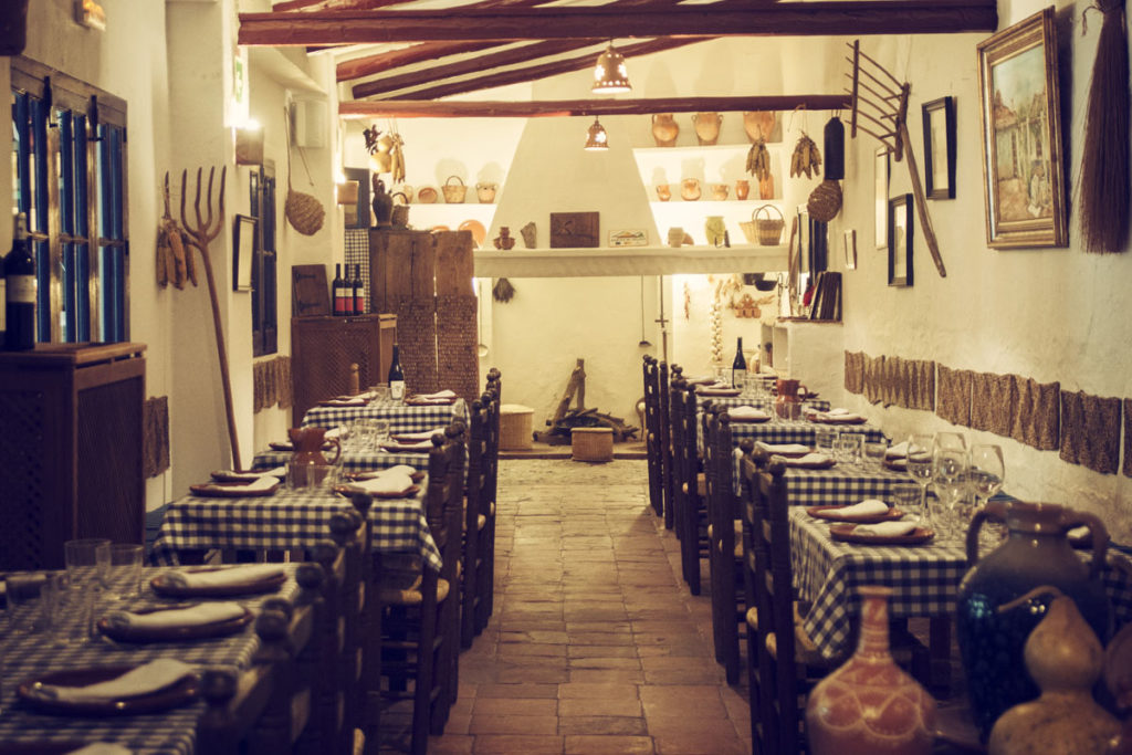 Lo mejor de Consuegra (Toledo): qué ver, qué hacer y dónde comer 10 Interior del restaurante El Alfar (Consuegra)