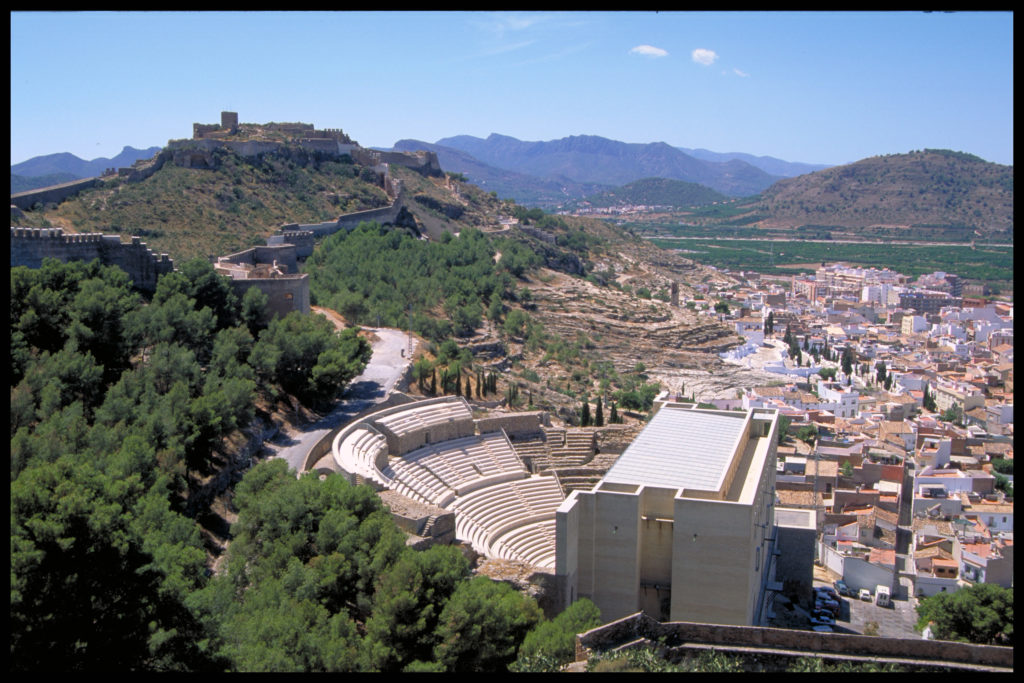 Castillo de Sagunto y el Teatro Romano