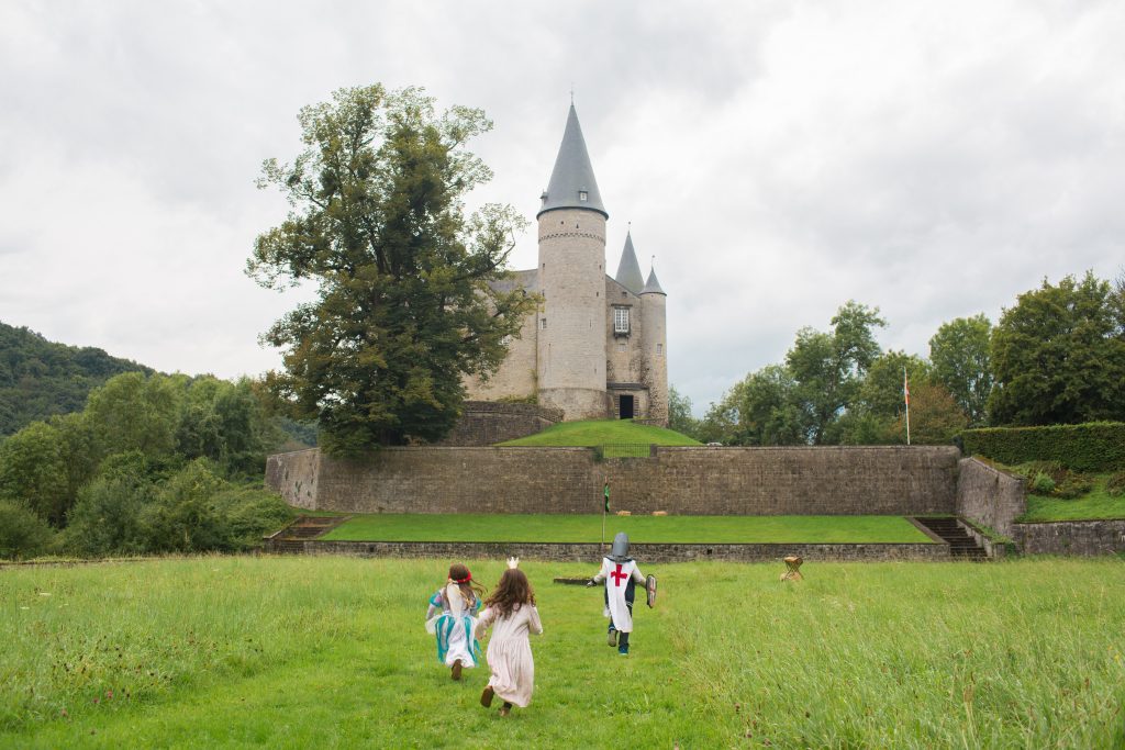 000004030 WBT Denis Erroyaux Veves castle activities for children