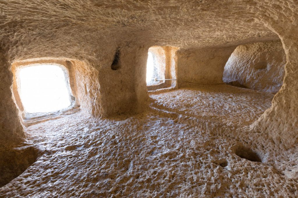 Covetes dels Moros, Bocairent (Valencia)