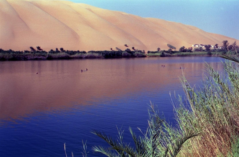 Gabeoroun lake autor Qyd de Wikipedia en ingles