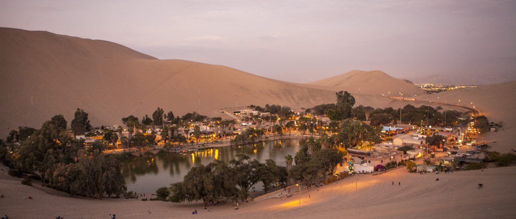 Laguna de Huacachina (Perú)