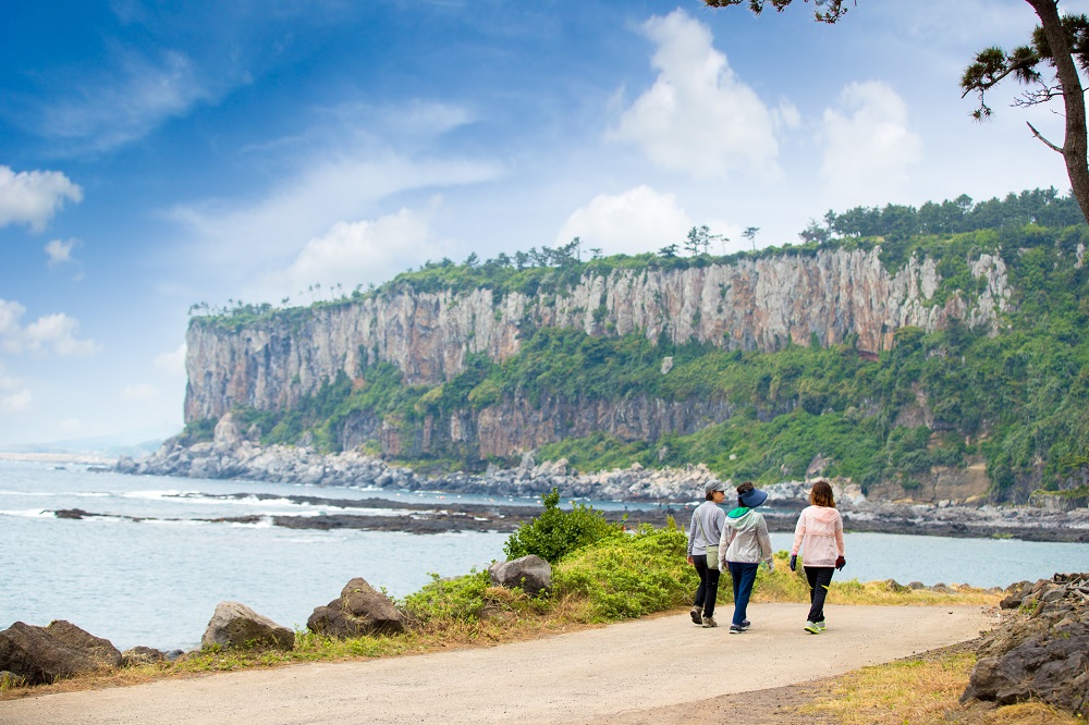 JSQVJeju Baksugijeon