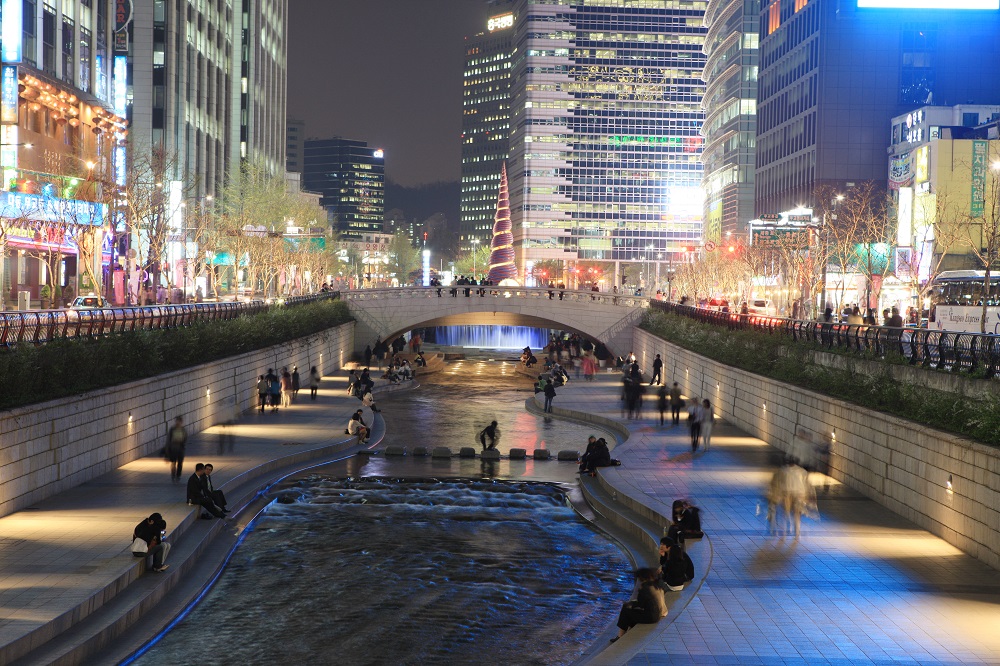 sqvSeoul Cheonggyecheon