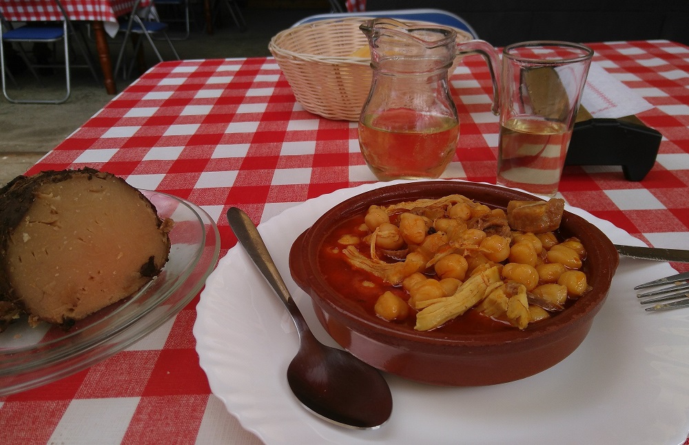 Ropa vieja y ñame en el guachinche Casa Francis