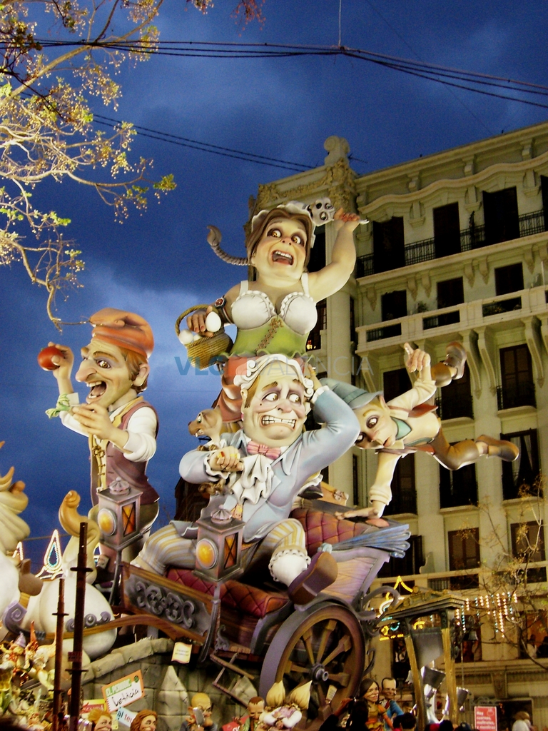 Fallas de Valencia 2024 guía para disfrutarlas y saber qué ver y hacer