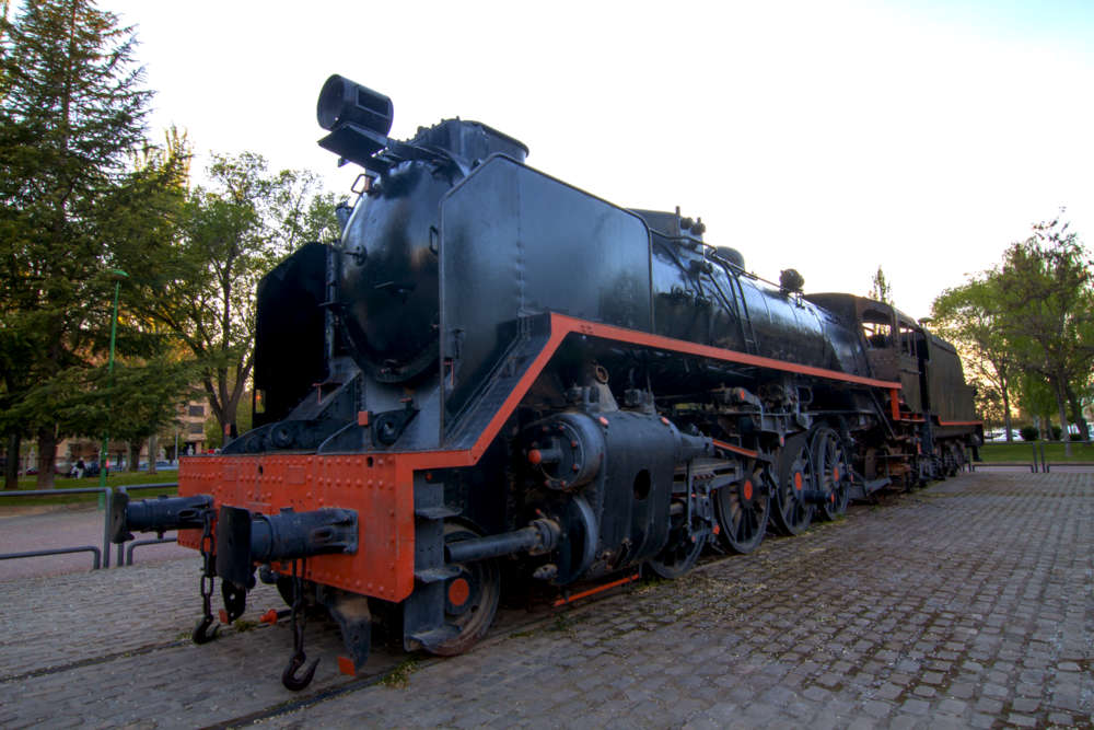 Albacete locomotora parque lineal