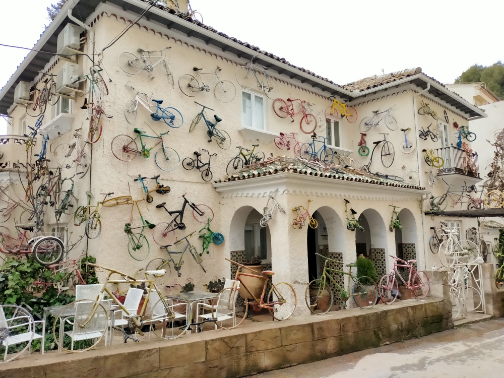 Casa de las bicicletas 1