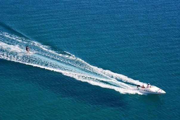 Cyprus kitesurf