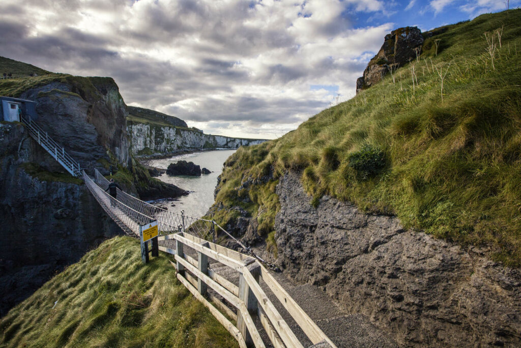 Carrick a Rede Rope Bridge Web Size 1