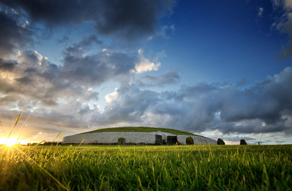 Newgrange Web Size