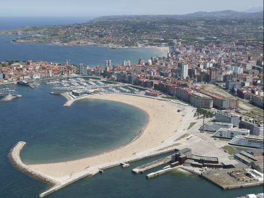 gijon playas poniente aerea 2015 foto asturias