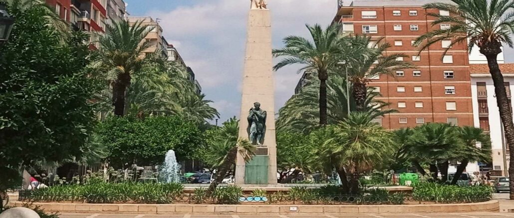 Alzira, monumento al labrador