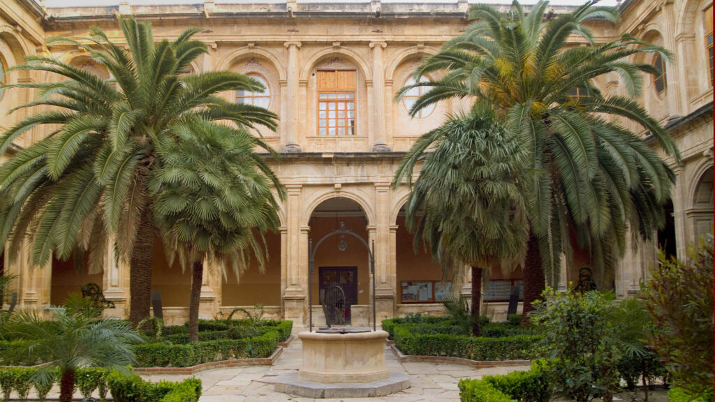 Claustro de Santo Domingo (Orihuela)