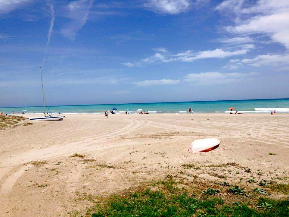 Las 4 mejores playas de Sagunto (Valencia): desde familiares a rincones vírgenes 2 Playa de Corinto. Sagunto.