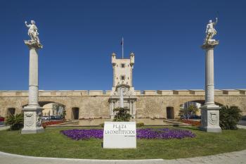 Puerta de Tierra. Ayto de Cádiz.