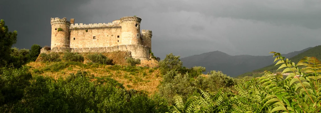 Castillo de Mombeltrán (Ávila). Ayuntamiento.
