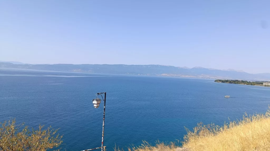 Recorrido por carretera desde Albania a Kosovo y Macedonia del Norte 6 Panoramica Ohrid