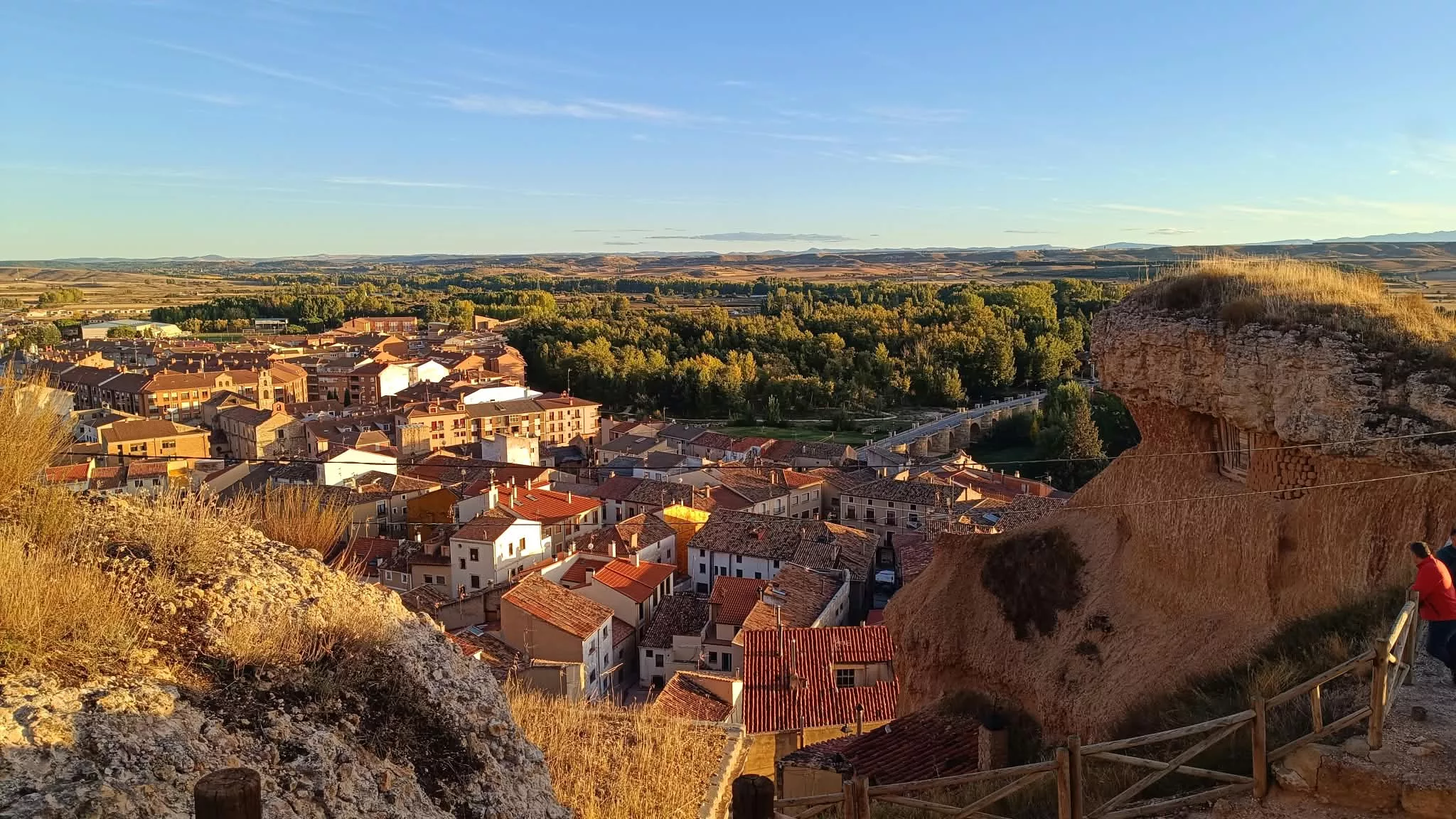 Soria en otoño: yacimientos, lugares con encanto y destellos de Segovia 3 San Esteban de Gormaz. Imagen: SQV